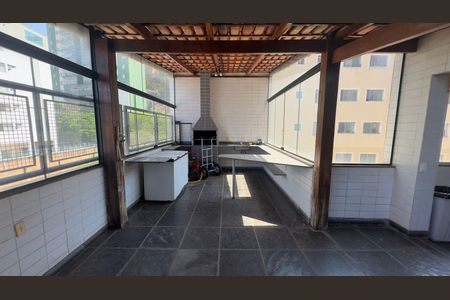 Apartamento para alugar com 105m², 3 quartos e 3 vagas Apartamento para alugar com 105m², 3 quartos e 3 vagasVaranda