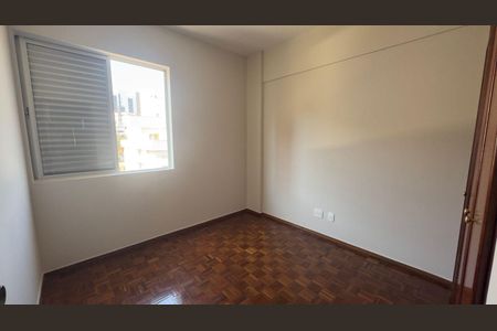 Apartamento para alugar com 105m², 3 quartos e 3 vagas Apartamento para alugar com 105m², 3 quartos e 3 vagasQuarto