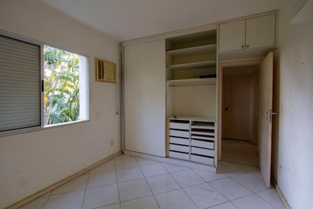 Quarto 1 de casa de condomínio para alugar com 4 quartos, 700m² em Itanhangá, Rio de Janeiro