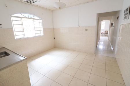 Casa à venda com 276m², 3 quartos e 3 vagasCozinha