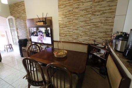 Sala de casa à venda com 3 quartos, 276m² em Umuarama, Osasco