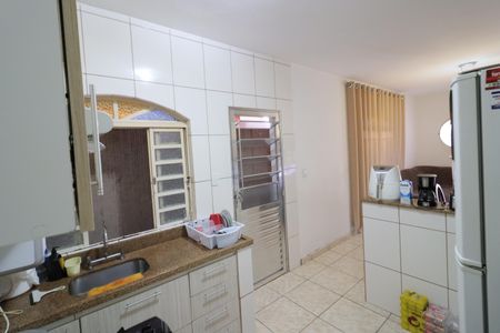 Casa à venda com 276m², 3 quartos e 3 vagasCozinha