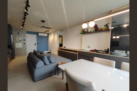 Apartamento à venda com 81m², 2 quartos e 1 vaga Apartamento à venda com 81m², 2 quartos e 1 vagaSala