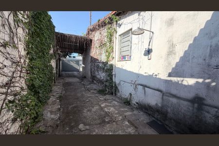 Casa à venda com 101m², 2 quartos e 3 vagas Casa à venda com 101m², 2 quartos e 3 vagasGaragem