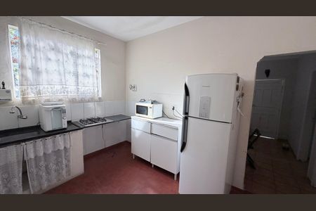 Casa à venda com 101m², 2 quartos e 3 vagas Casa à venda com 101m², 2 quartos e 3 vagasCozinha