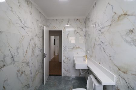 Casa à venda com 110m², 3 quartos e 2 vagasBanheiro da Suíte