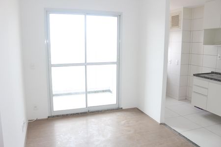 Sala de apartamento para alugar com 2 quartos, 56m² em Cerâmica, São Caetano do Sul