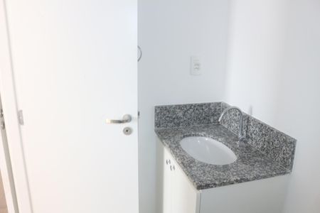Apartamento para alugar com 56m², 2 quartos e 1 vagaBanheiro da Suíte 1