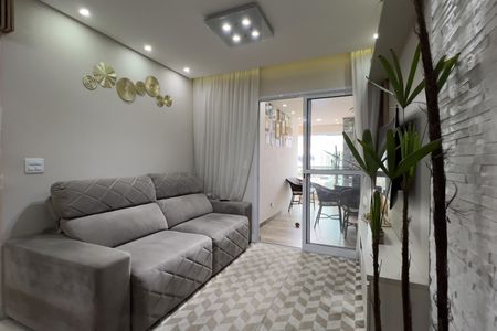 Sala de apartamento à venda com 3 quartos, 77m² em Vila Galvão, Guarulhos