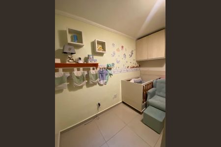 Casa à venda com 240m², 3 quartos e 2 vagasQuarto