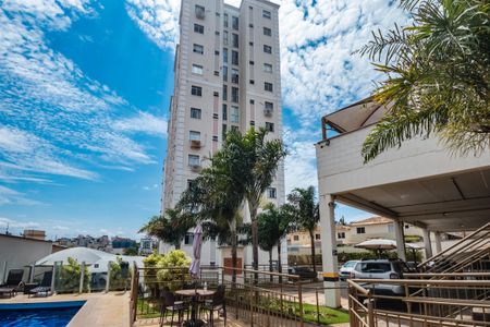 Apartamento para alugar com 68m², 2 quartos e 1 vagaÁrea comum