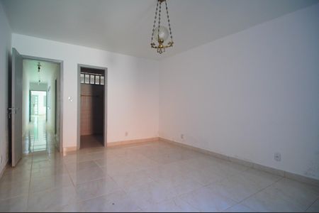 Casa para alugar com 129m², 4 quartos e 1 vagaSuíte