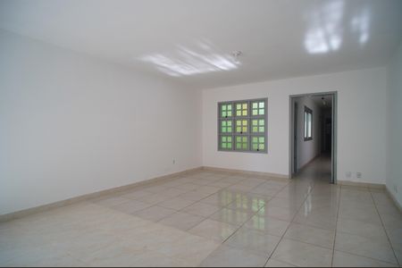 Sala de casa para alugar com 4 quartos, 129m² em Centro, São Leopoldo