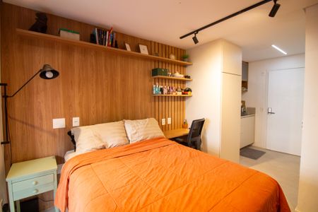 Studio à venda com 27m², 1 quarto e sem vaga Studio à venda com 27m², 1 quarto e sem vagaSala / Quarto - Studio