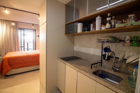 Cozinha de kitnet/studio para alugar com 1 quarto, 27m² em Campo Belo, São Paulo