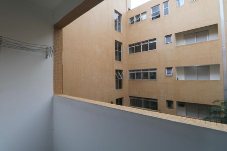 Apartamento para alugar com 100m², 2 quartos e 1 vaga Apartamento para alugar com 100m², 2 quartos e 1 vagaVaranda