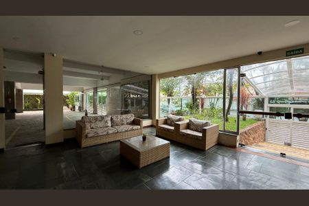 Apartamento para alugar com 100m², 2 quartos e 1 vaga Apartamento para alugar com 100m², 2 quartos e 1 vagaHall de entrada