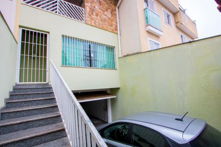 Casa à venda com 180m², 3 quartos e 4 vagas Casa à venda com 180m², 3 quartos e 4 vagasÁrea externa