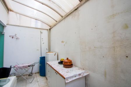 Casa à venda com 180m², 3 quartos e 4 vagas Casa à venda com 180m², 3 quartos e 4 vagasÁrea de Serviço