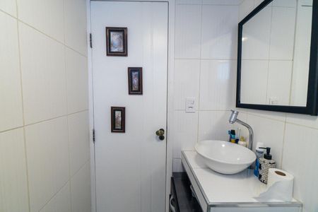 Apartamento à venda com 54m², 2 quartos e 1 vaga Apartamento à venda com 54m², 2 quartos e 1 vagaBanheiro