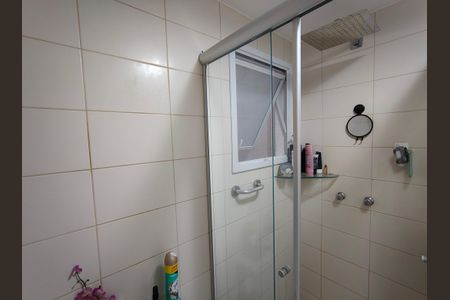 Apartamento à venda com 67m², 2 quartos e 1 vaga Apartamento à venda com 67m², 2 quartos e 1 vagaBanheiro da suíte