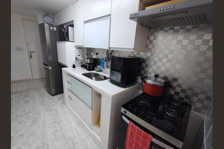 Apartamento à venda com 67m², 2 quartos e 1 vaga Apartamento à venda com 67m², 2 quartos e 1 vagaCozinha