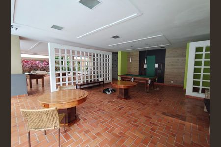 Apartamento à venda com 67m², 2 quartos e 1 vaga Apartamento à venda com 67m², 2 quartos e 1 vagaÁrea comum sala de jogos