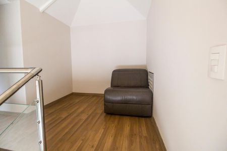 Casa de condomínio à venda com 489m², 4 quartos e 4 vagasSotão