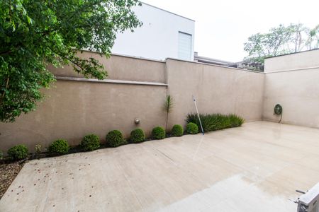 Casa de condomínio à venda com 489m², 4 quartos e 4 vagasÁrea Externa