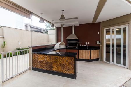 Casa de condomínio à venda com 489m², 4 quartos e 4 vagasÁrea gourmet