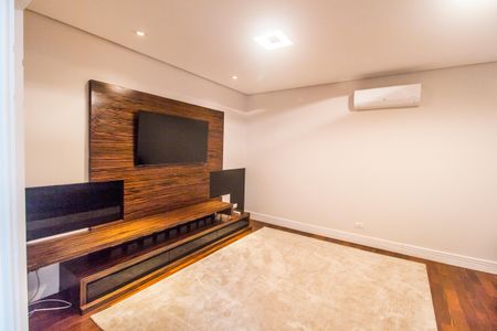 Casa de condomínio à venda com 489m², 4 quartos e 4 vagasSala 2