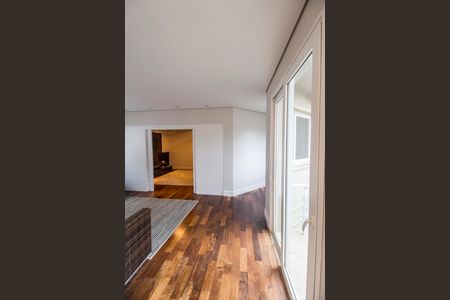 Casa de condomínio à venda com 489m², 4 quartos e 4 vagasSala 3