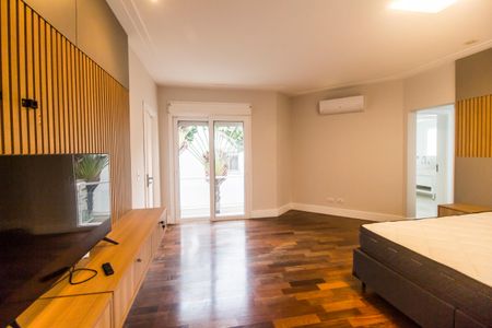 Casa de condomínio à venda com 489m², 4 quartos e 4 vagasSuíte master 1