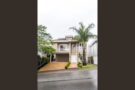 Casa de condomínio à venda com 489m², 4 quartos e 4 vagasFachada