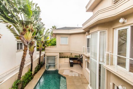 Casa de condomínio à venda com 489m², 4 quartos e 4 vagasVista da Suíte 2