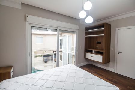 Casa de condomínio à venda com 489m², 4 quartos e 4 vagasSuíte 2