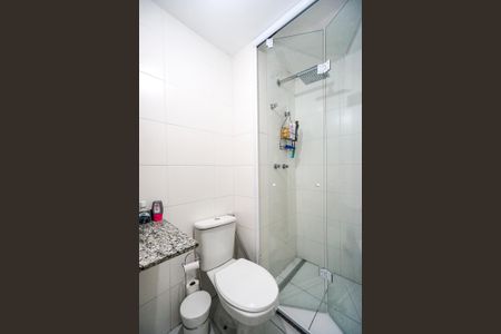Apartamento à venda com 77m², 3 quartos e 1 vaga Apartamento à venda com 77m², 3 quartos e 1 vagaBanheiro social