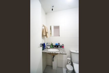 Apartamento à venda com 77m², 3 quartos e 1 vaga Apartamento à venda com 77m², 3 quartos e 1 vagaBanheiro social