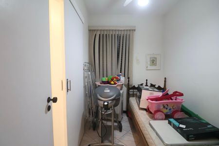 Apartamento para alugar com 154m², 4 quartos e 2 vagasQuarto de Serviço