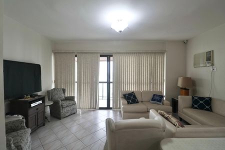 Sala de apartamento para alugar com 4 quartos, 154m² em Vila Alzira, Guarujá