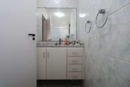 Apartamento para alugar com 154m², 4 quartos e 2 vagasBanheiro da Suíte
