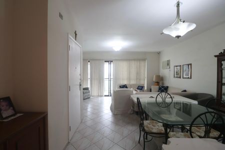 Apartamento para alugar com 154m², 4 quartos e 2 vagasSala