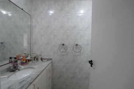 Apartamento para alugar com 154m², 4 quartos e 2 vagasBanheiro da Suíte