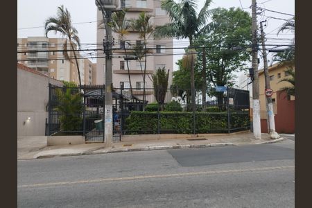 Fachada e portaria de apartamento à venda com 2 quartos, 57m² em Vila das Merces, São Paulo