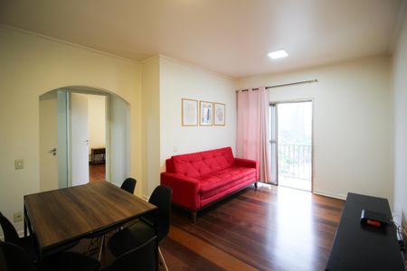 Sala de apartamento para alugar com 2 quartos, 70m² em Vila Olímpia, São Paulo