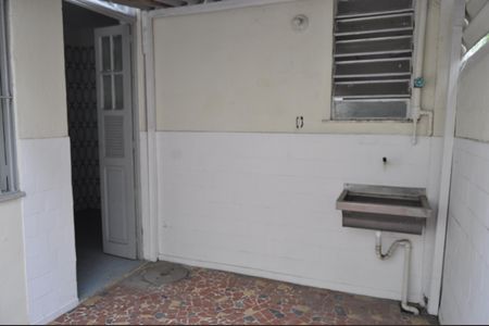 Casa para alugar com 80m², 2 quartos e sem vagaÁrea de Serviço