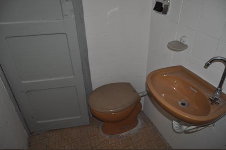 Casa para alugar com 80m², 2 quartos e sem vagaBanheiro Social