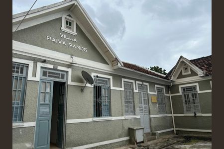 Casa para alugar com 80m², 2 quartos e sem vagaFachada