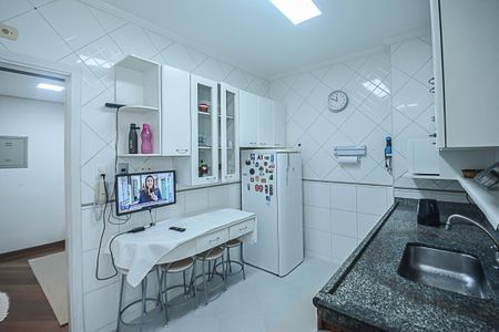 Apartamento à venda com 200m², 3 quartos e 3 vagas Apartamento à venda com 200m², 3 quartos e 3 vagasCozinha