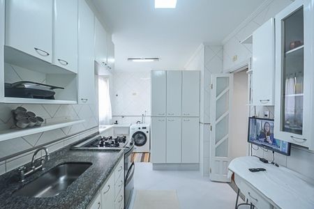 Apartamento à venda com 200m², 3 quartos e 3 vagas Apartamento à venda com 200m², 3 quartos e 3 vagasCozinha